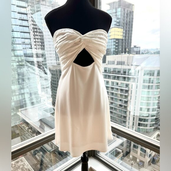 🆕 PRINCESS POLLY 🧿 NWOT Shellie Mini Dress, White - Size US 8 - Picture 4 of 16